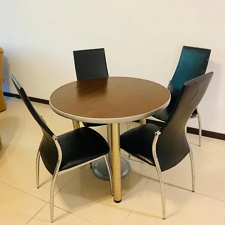 - Olimp Apartment *