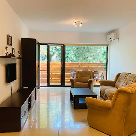 - Olimp Apartment *